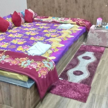 New Natraj Hotell Chikhaldara Exteriör bild