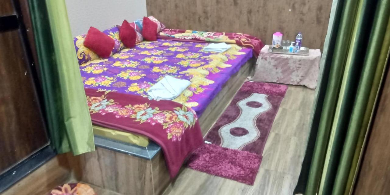 New Natraj Hotell Chikhaldara Exteriör bild
